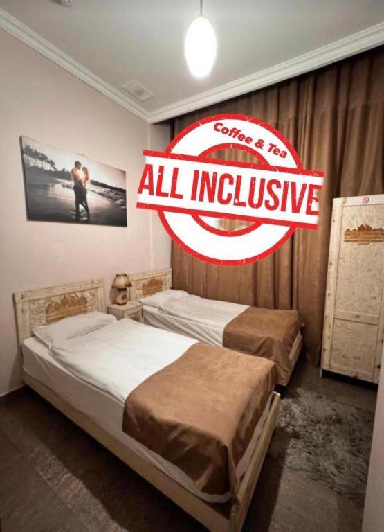 耶烈万 California Boutique酒店 外观 照片