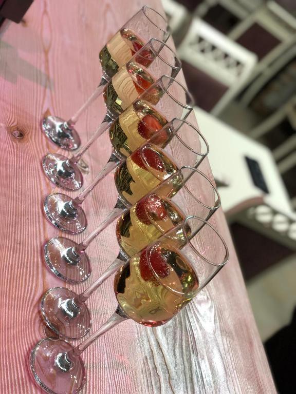 耶烈万 California Boutique酒店 外观 照片